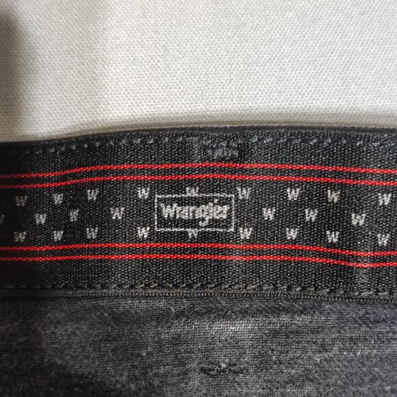 Wrangler jeans men's size 38X30 dark grey colour straight leg denim - Picture 6 of 11